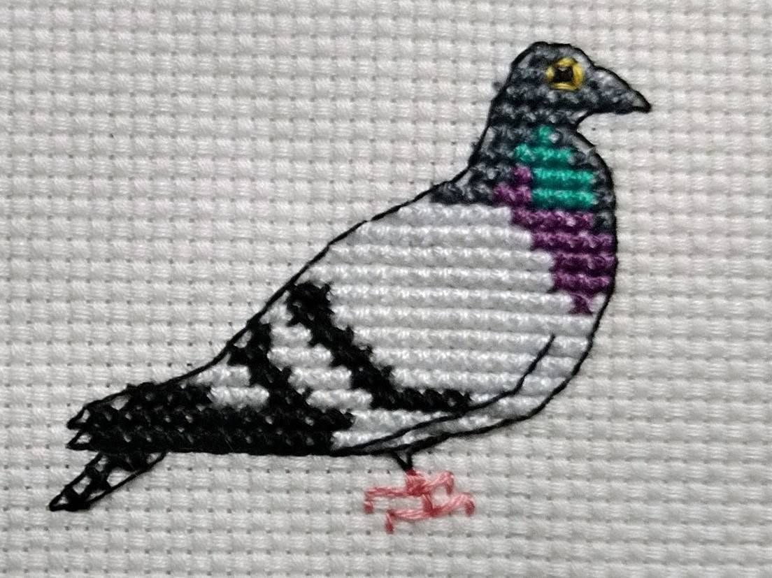 クロスステッチで描いたカワラバト